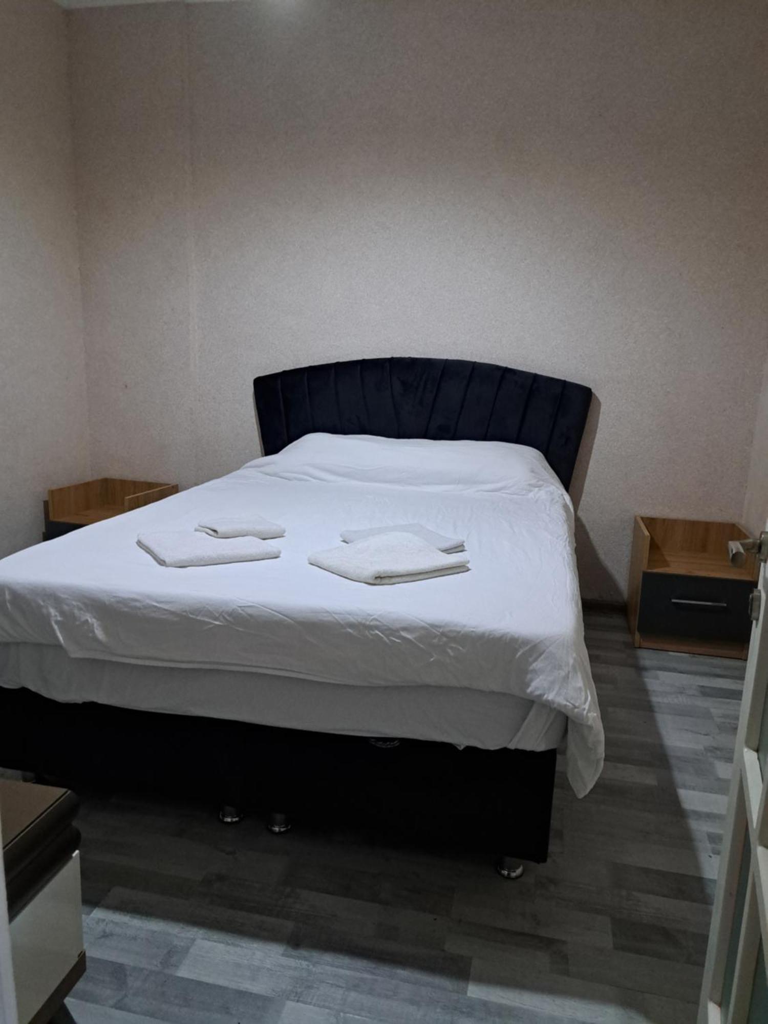 Karvi Hostel & Suites Batumi Exterior photo