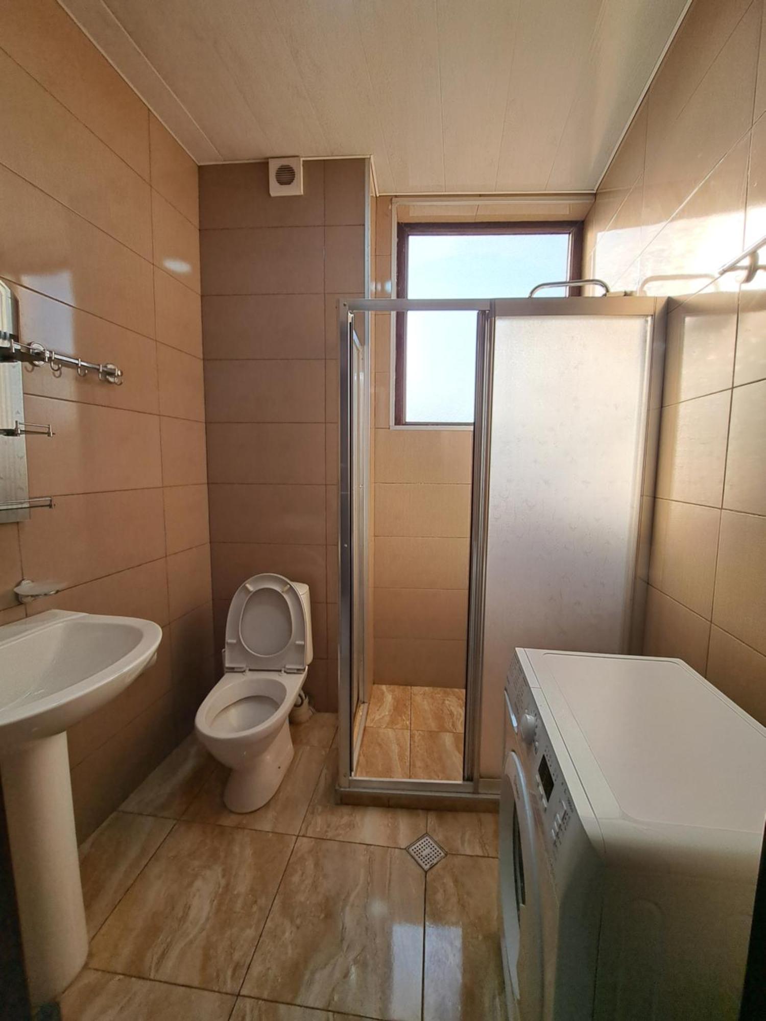 Karvi Hostel & Suites Batumi Exterior photo